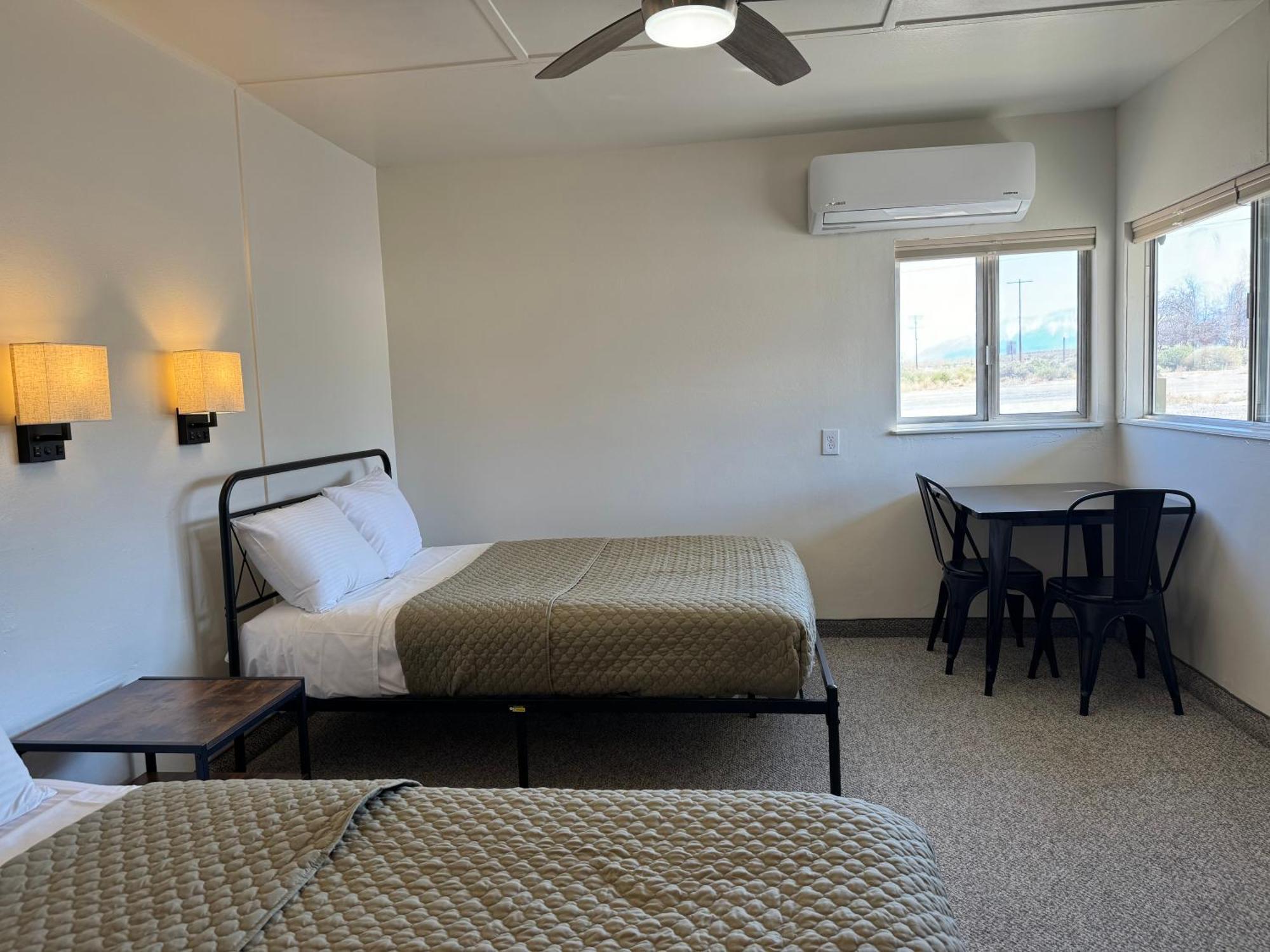 Eastern Sierra Motor Lodge Independence Exterior photo